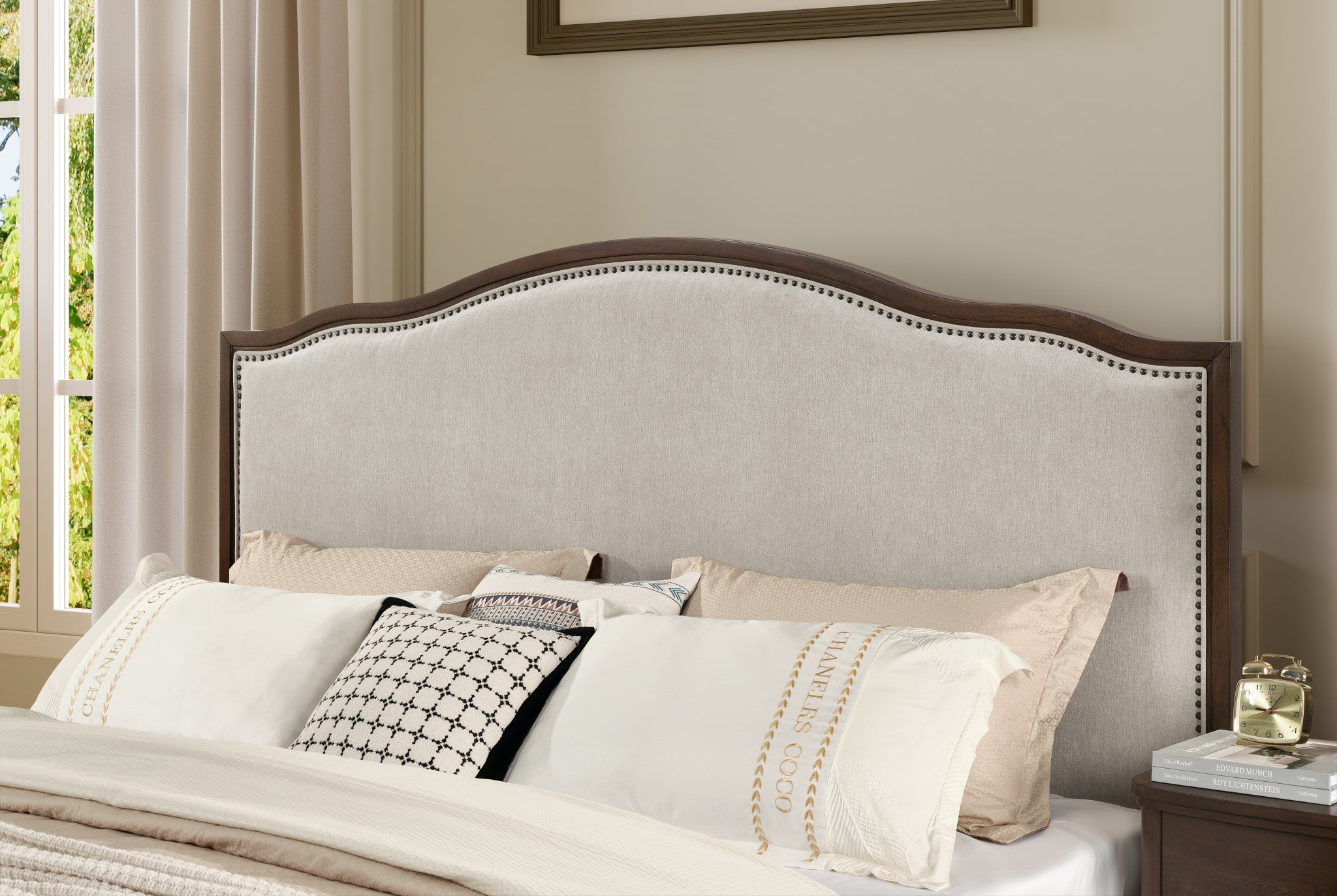 Bellevue King Bed 7 Bellevue King Bed