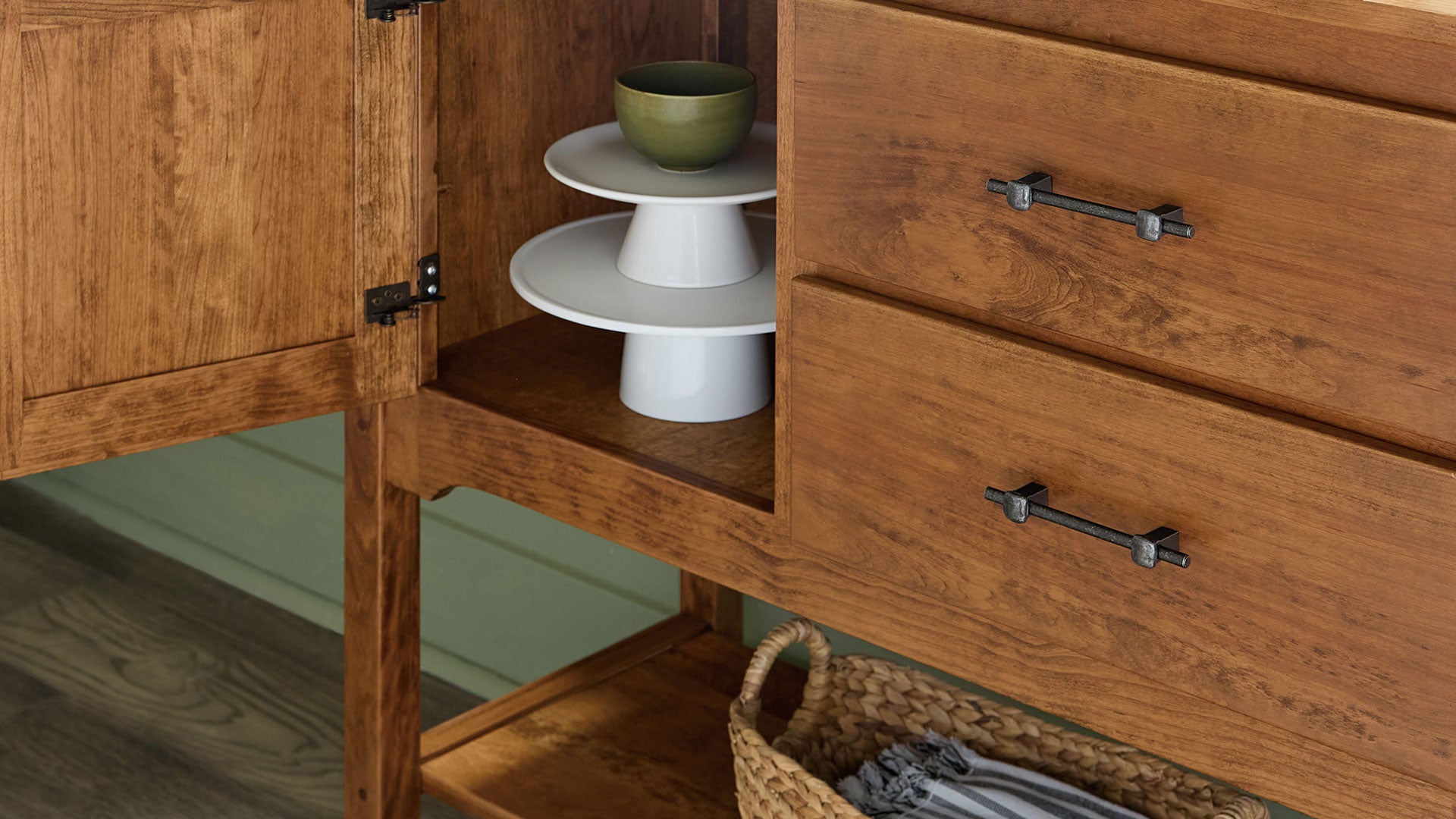 Bob Timberlake 2 Drawer /2 Door Sherry Server 3 Bob Timberlake 2 Drawer /2 Door Sherry Server