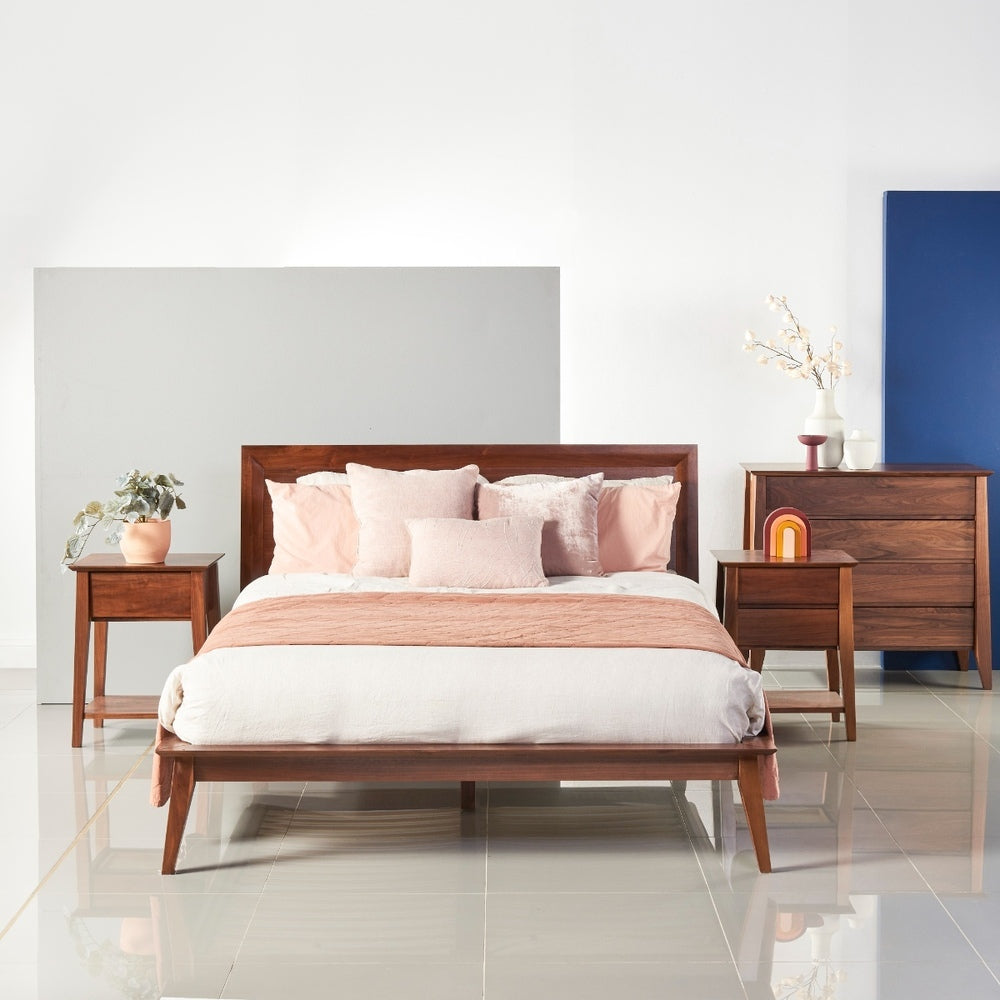 Jolanda 4-Drawer Chest of Drawers - Solid Walnut 3 Jolanda 4-Drawer Chest of Drawers - Solid Walnut