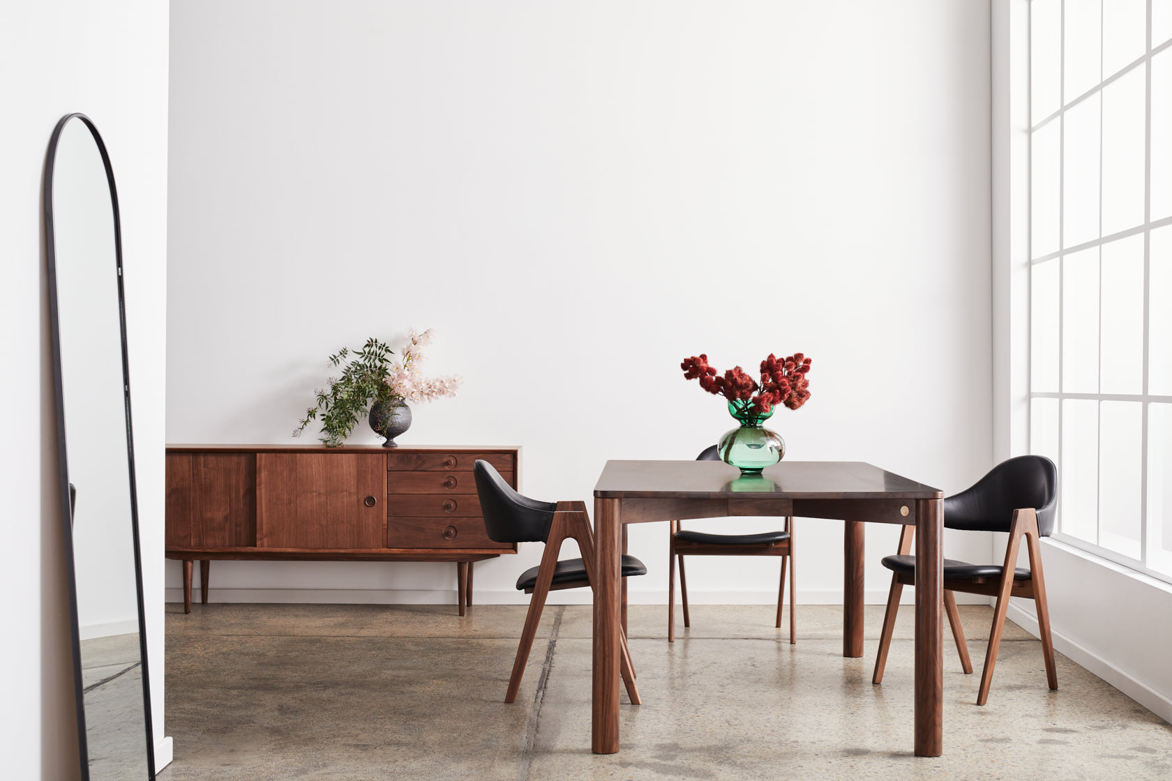 Otto Dining Table - Solid Walnut 4 Otto Dining Table - Solid Walnut