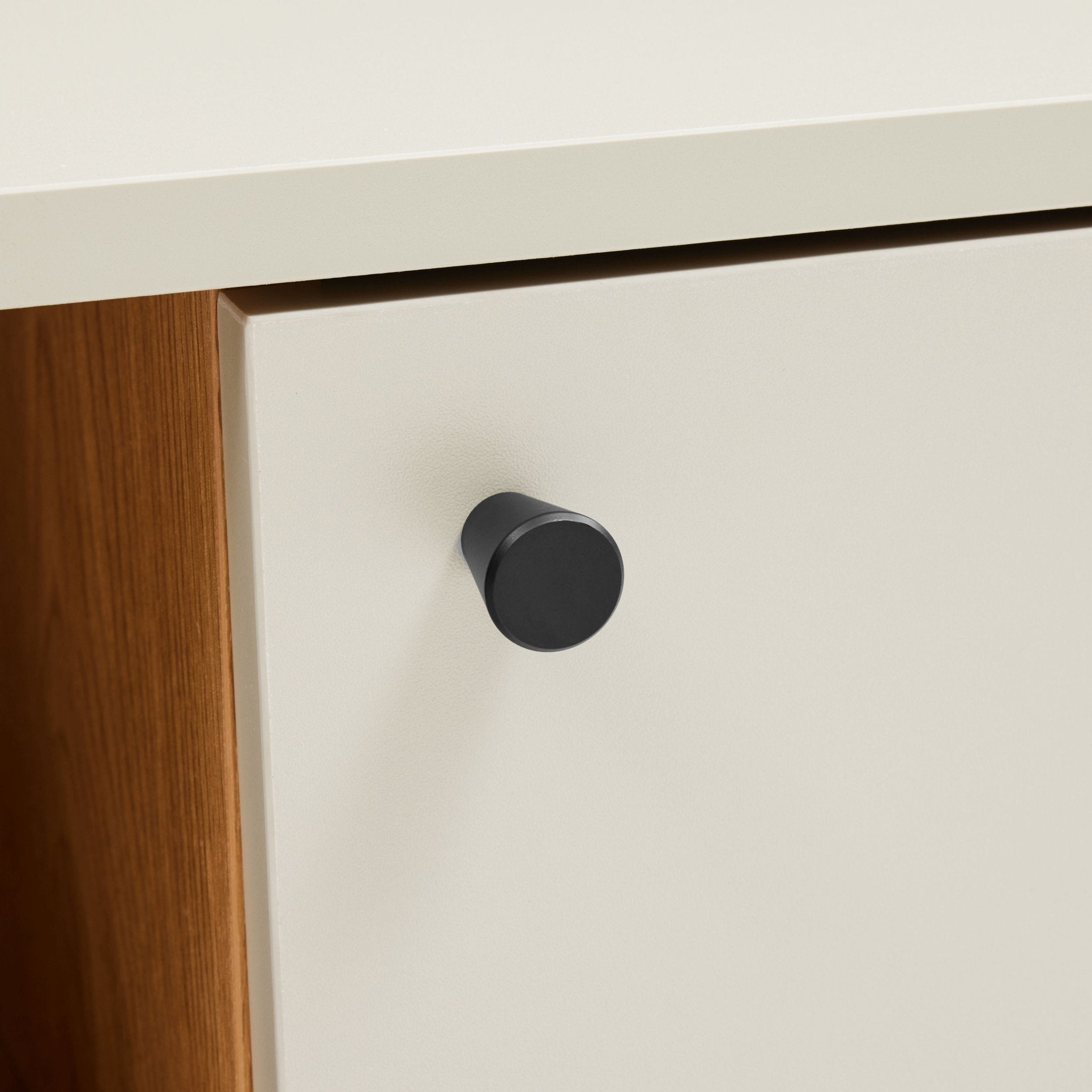 Sylvia TV Unit 7 Sylvia TV Unit