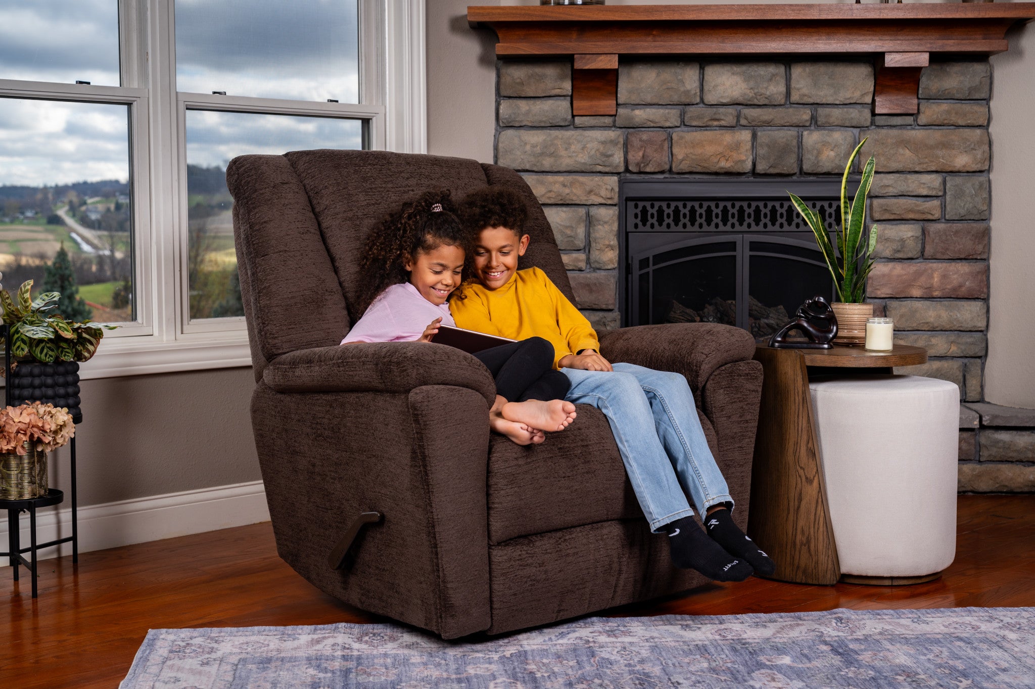Plush Fabric Gliding Recliner 3 Plush Fabric Gliding Recliner